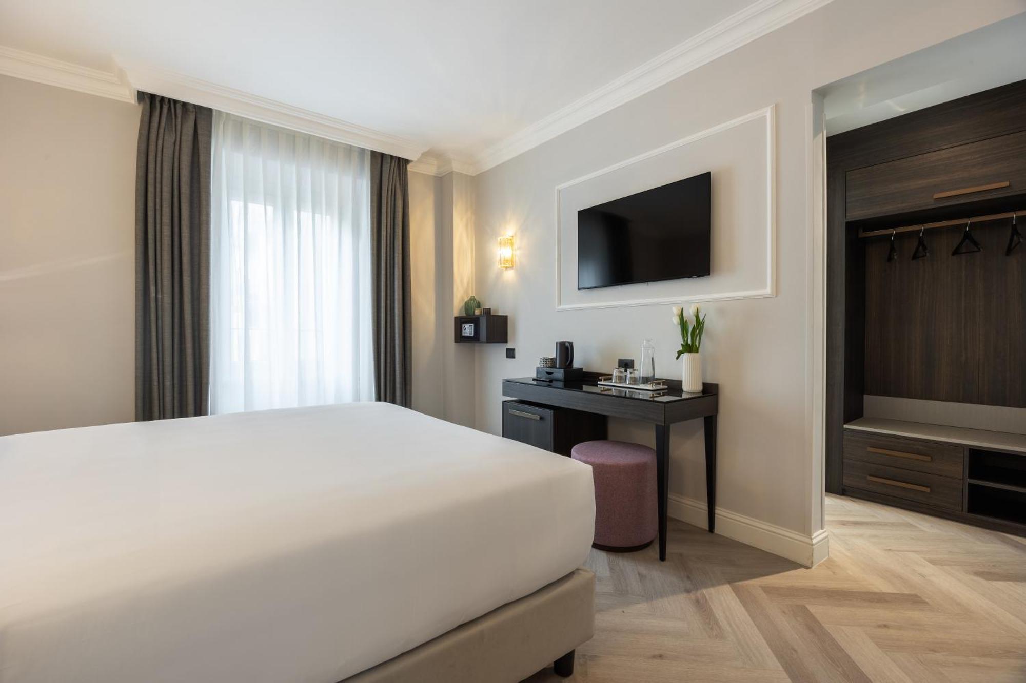 Bh Hotel Roma Esterno foto