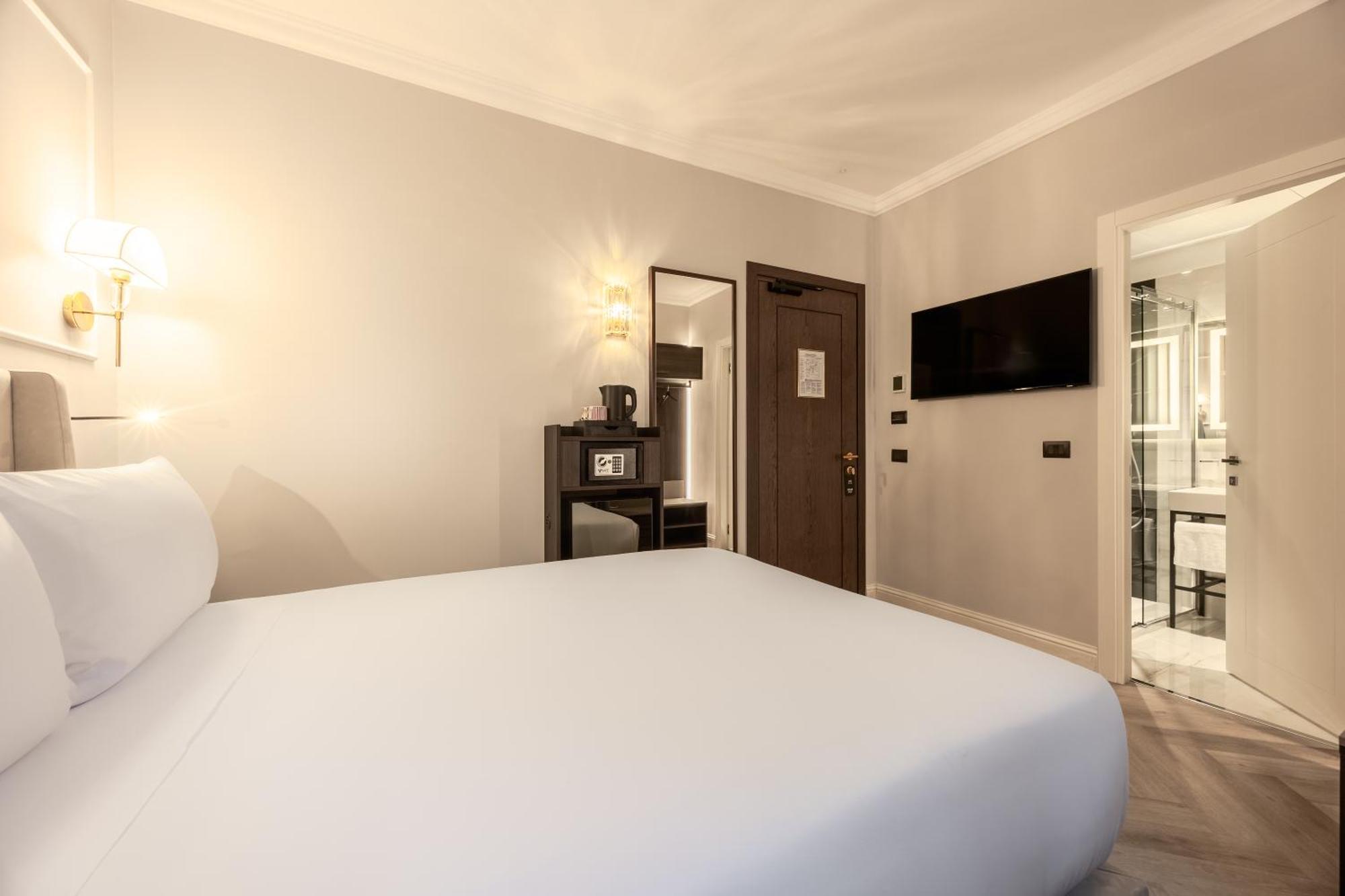 Bh Hotel Roma Esterno foto