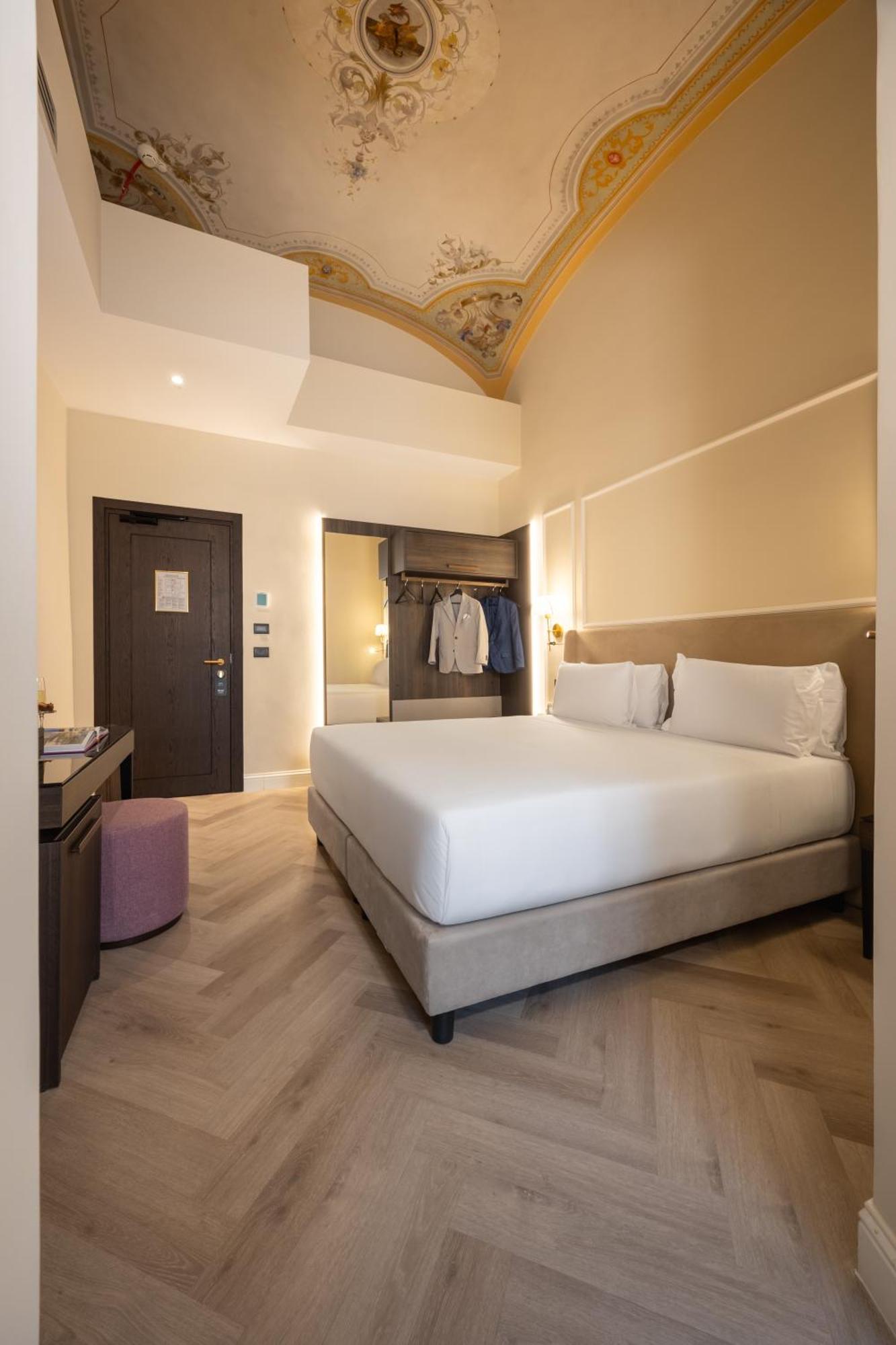 Bh Hotel Roma Esterno foto